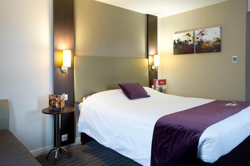 Premier Inn Stirling City Centre Bagian luar foto
