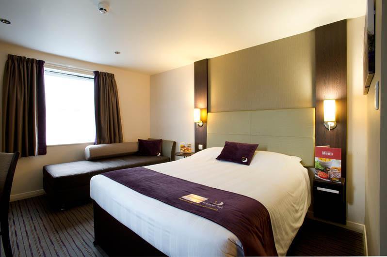 Premier Inn Stirling City Centre Bagian luar foto