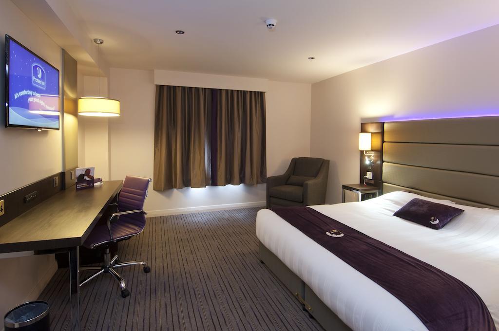 Premier Inn Stirling City Centre Ruang foto