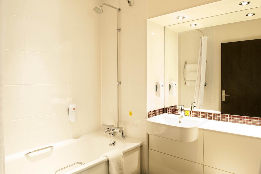 Premier Inn Stirling City Centre Ruang foto